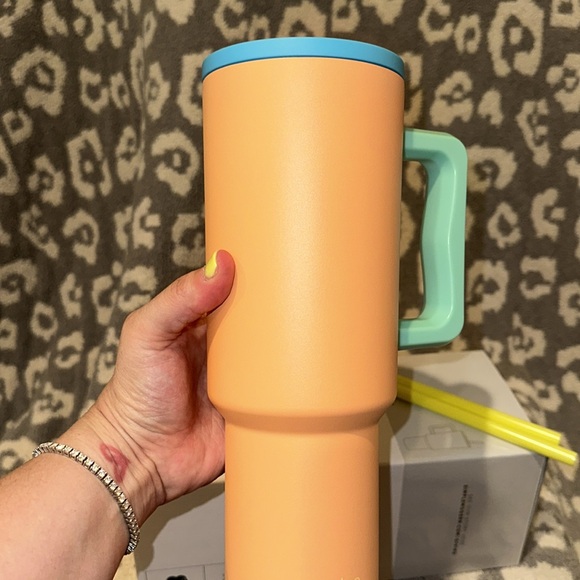 Simple Modern TREK 40oz Tumbler in Tiki Time 🫶🏻 New 🆕 & Never Used ❣️ - Picture 11 of 17